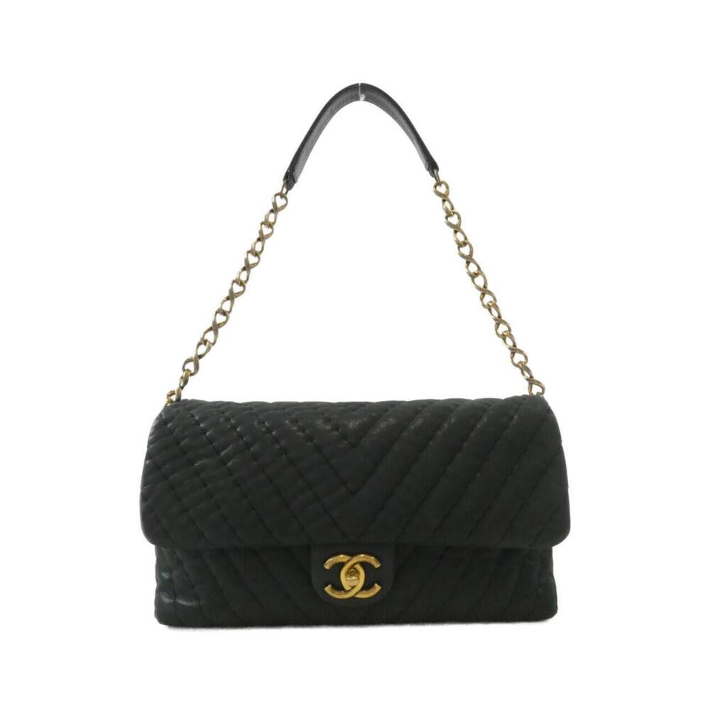 Chanel shoulder bag